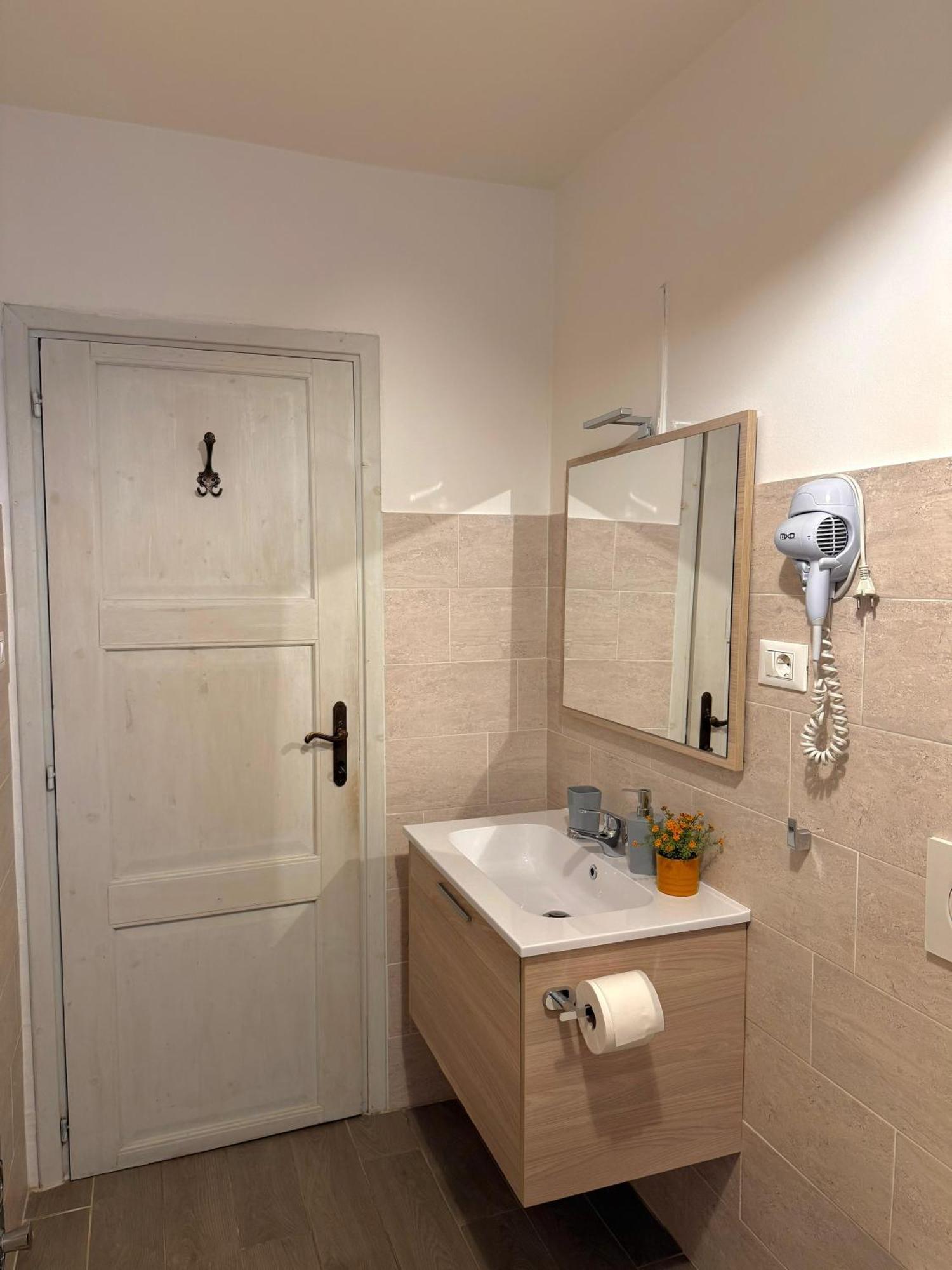 Friedrich Apartments Мерано Экстерьер фото